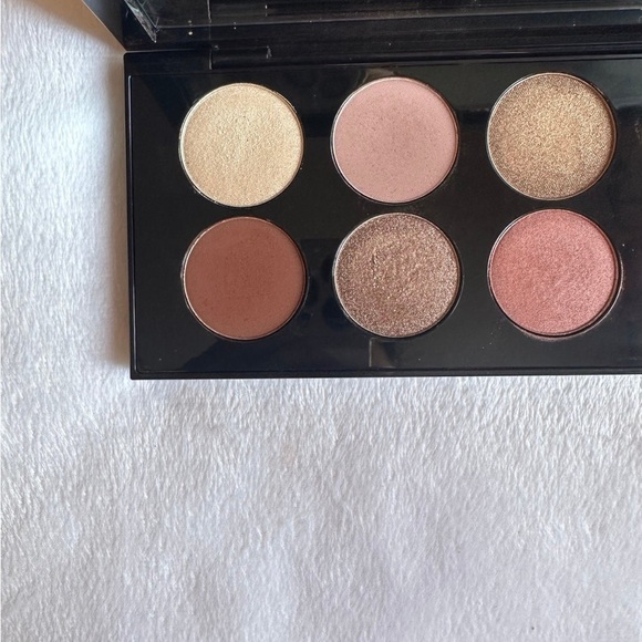 Pat McGrath Mothership VII: Divine Rose Eyeshadow Palette - Picture 2 of 4